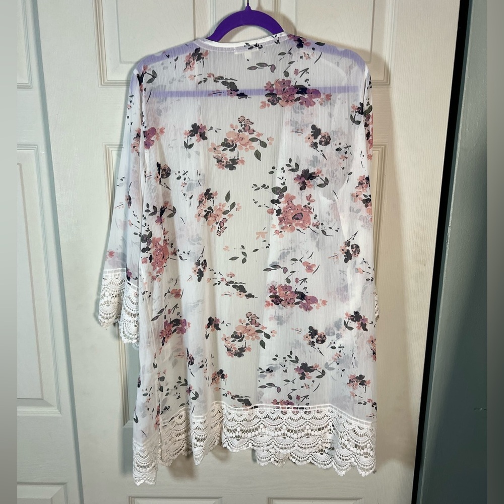 Sheer White Floral Lace-Trim Kimono Cardigan - White with Pink Floral - Picture 3 of 3